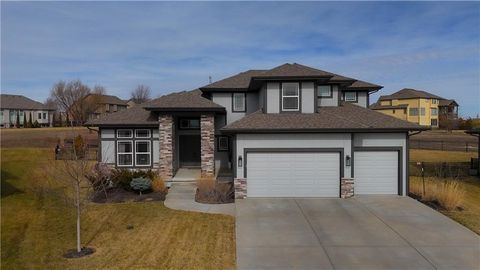 17332 Richards Street Overland Park KS 66221