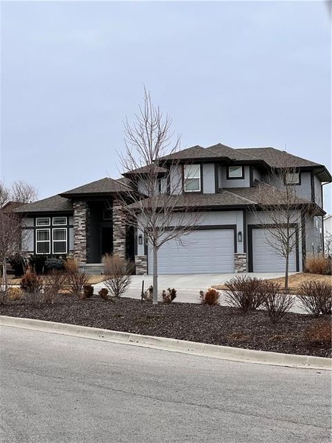 17332 Richards Street Overland Park KS 66221