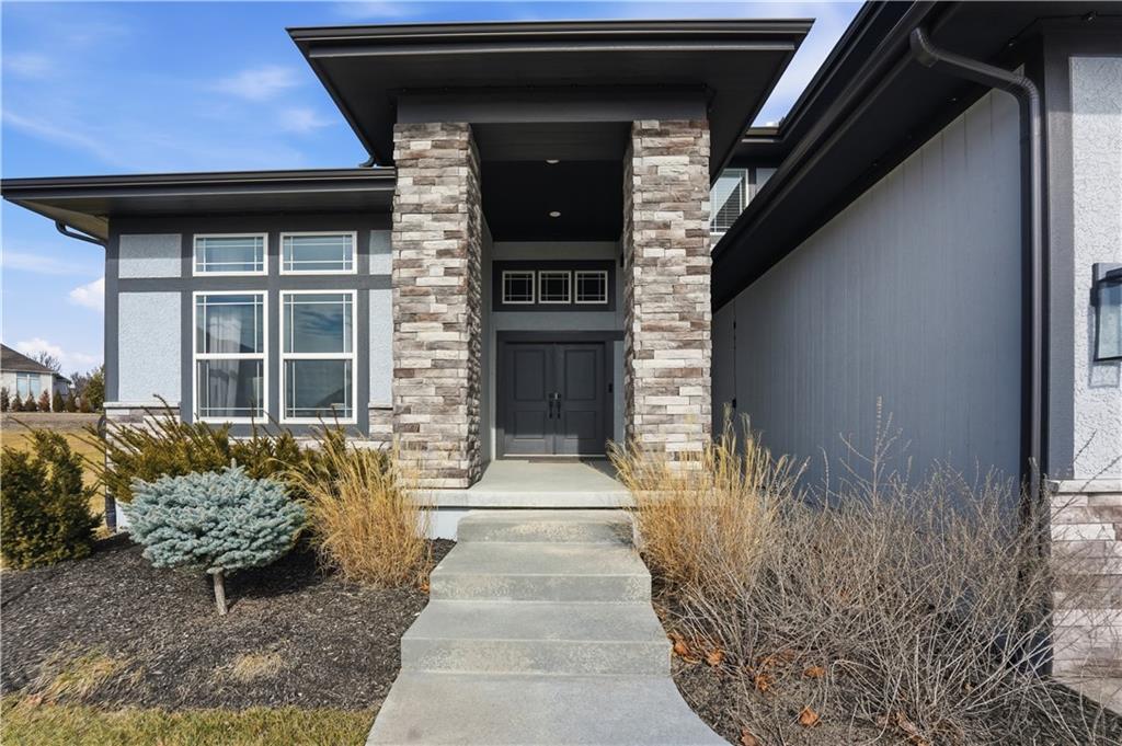 17332 Richards Street