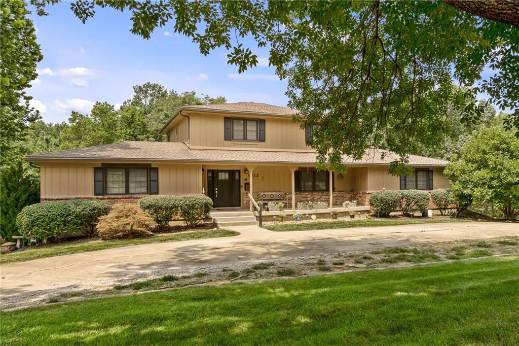 View Leawood, KS 66206 house