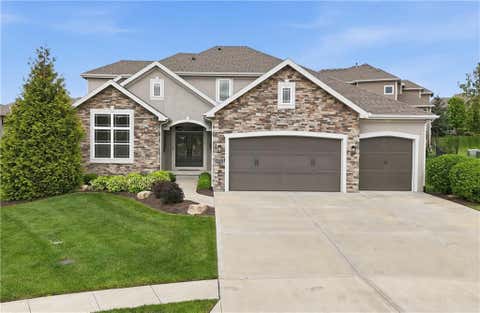 Photo of 10702 W 171st Terrace, Overland Park, KS 66221 (MLS # 2637655)