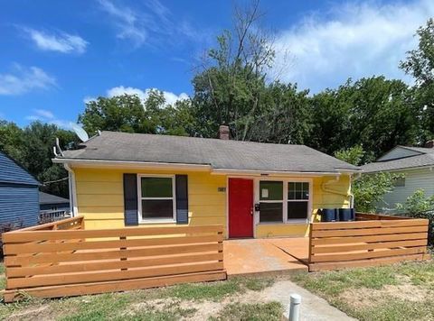 4135 Jackson Avenue, Kansas City, MO 64130 - #: 2572485