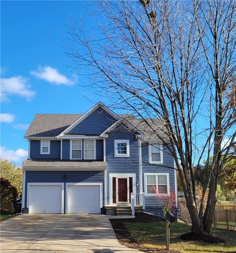 Photo of 12191 S Troost Street, Olathe, KS 66061 (MLS # 2582725)