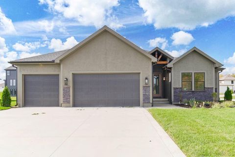 4705 Claude Court, Blue Springs, MO 64014 - MLS#: 2570118