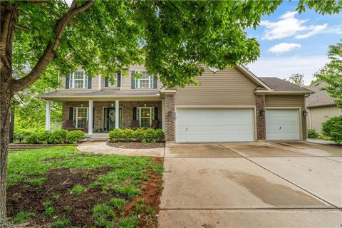 Photo of 8923 NE 97th Street, Kansas City, MO 64157 (MLS # 2617405)