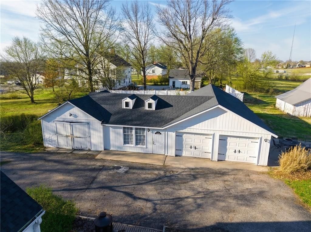 Photo of 105 N 169 Highway, Gower, MO 64454 (MLS # 2609042)