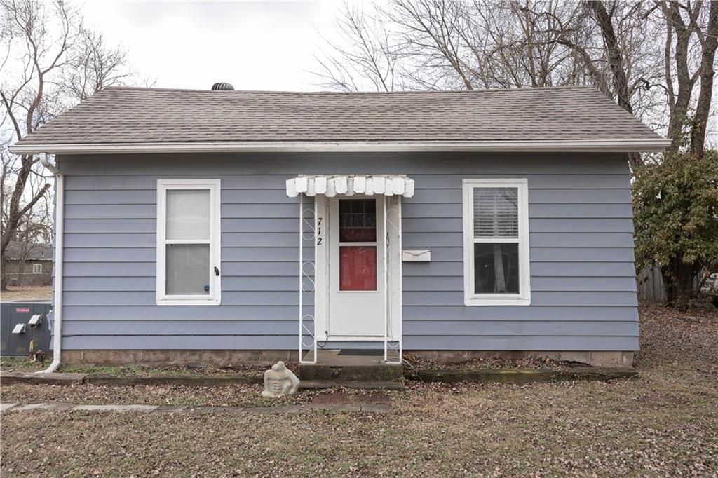 Photo of 712 E Jackson N/A, Pittsburg, KS 66762 (MLS # 2607455)