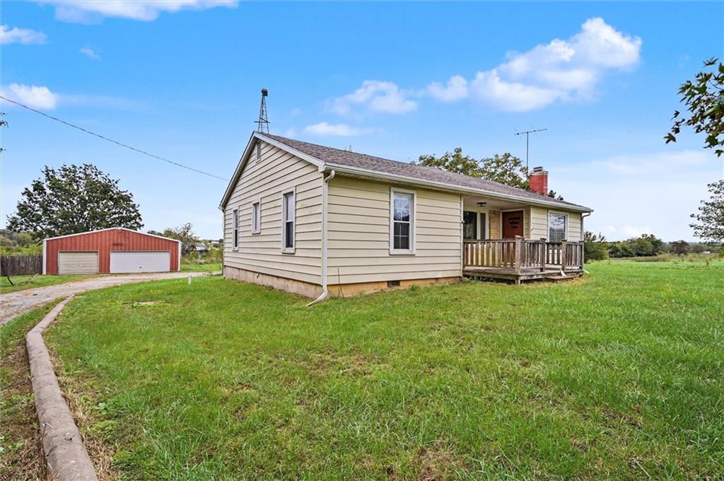 794 E 1650 Road