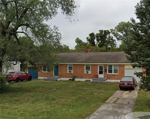 13729 S US 71 Highway Grandview MO 64030