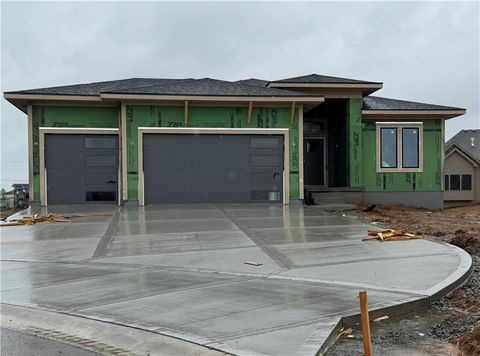 6010 Apache Drive Shawnee KS 66226