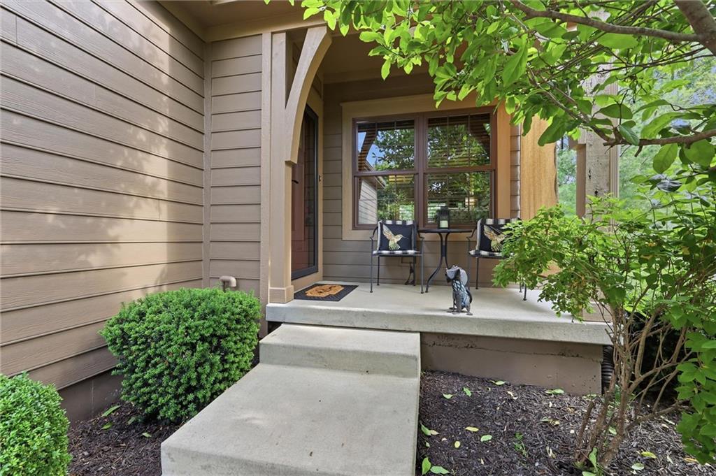 7817 W 158th Place