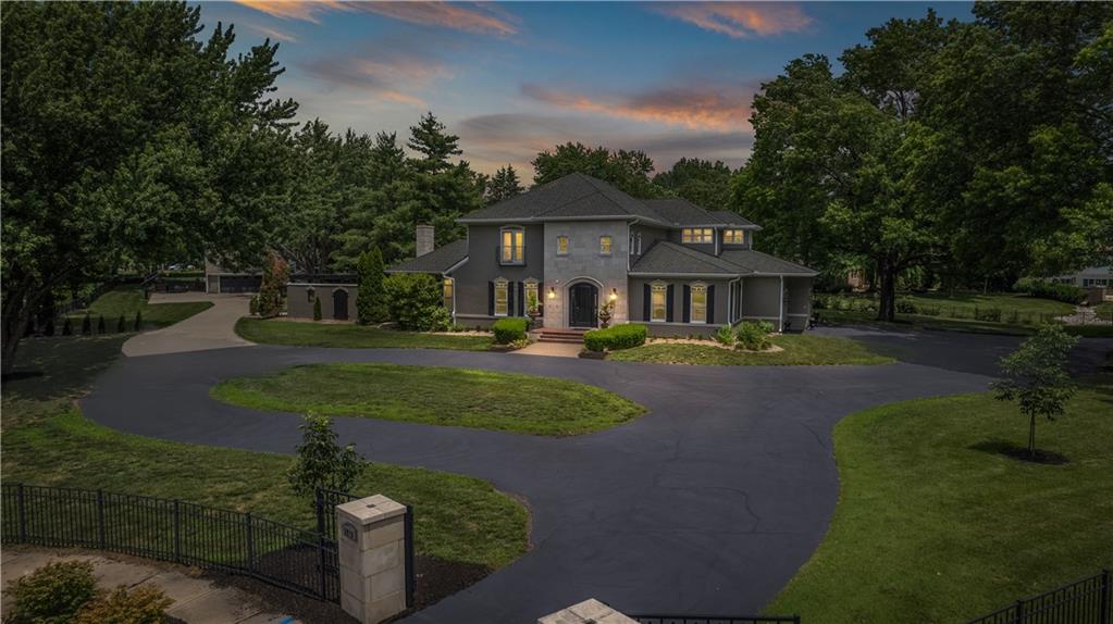 3916 W 140TH Drive