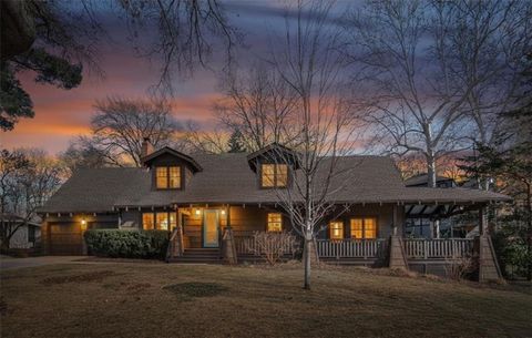 2404 W 86th Terrace, Leawood, KS 66206 - MLS#: 2588477