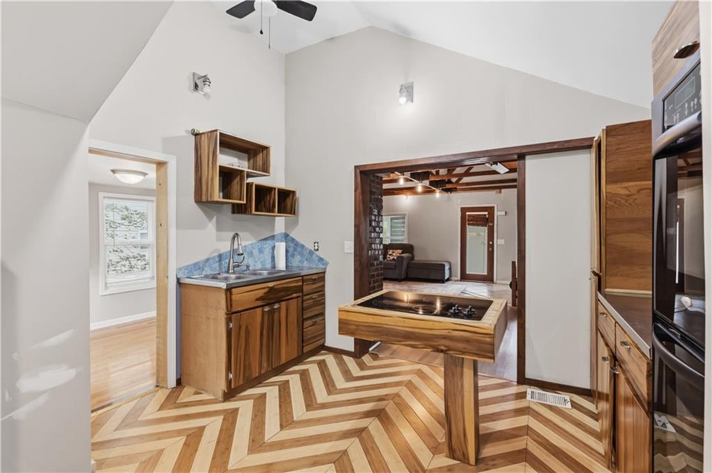2600 N 43rd Street