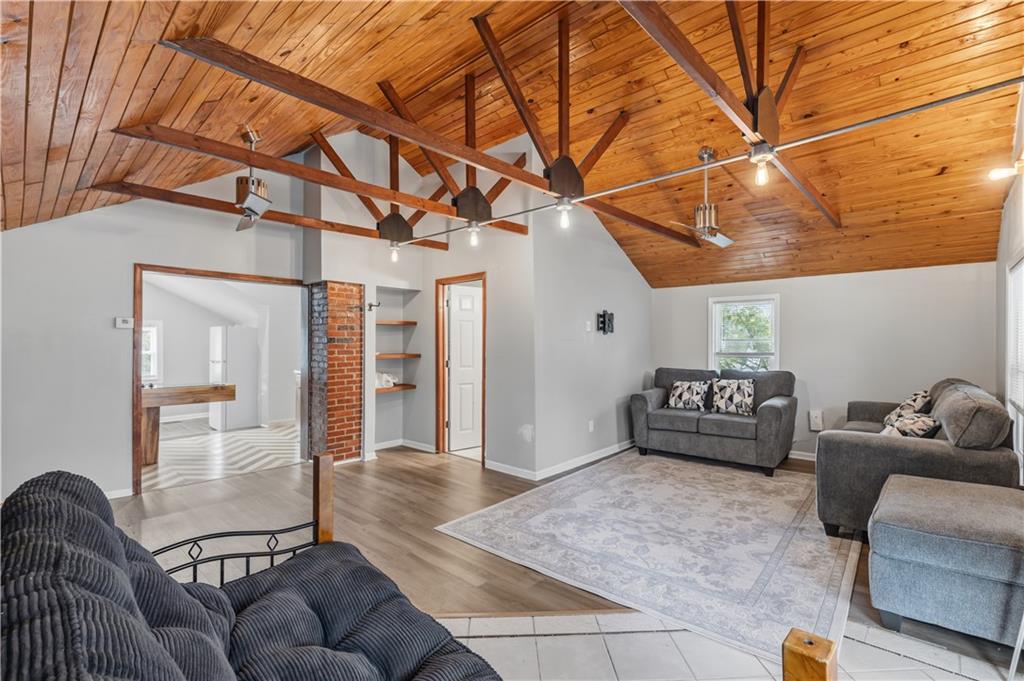 2600 N 43rd Street