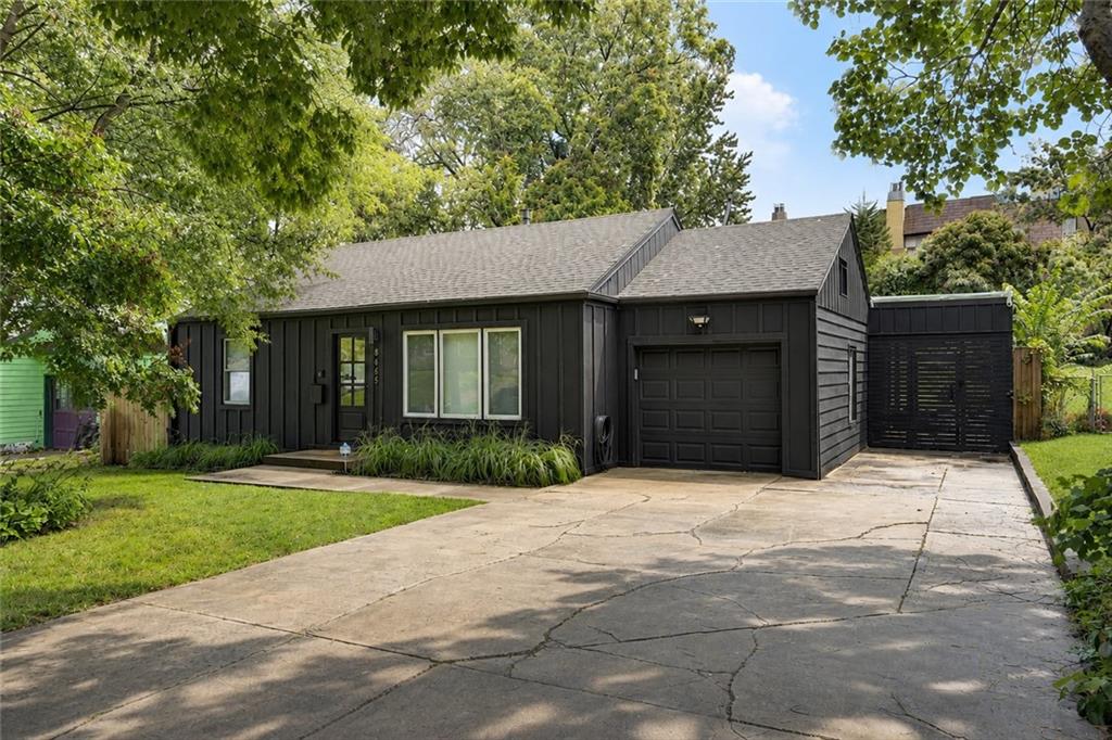 8645 Sleepy Hollow Road