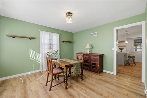 Tiny photo for 806 Galveston Drive, Liberty, MO 64068 (MLS # 2604768)