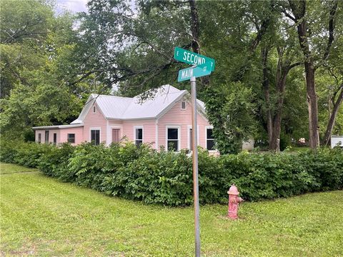 215 E 2nd Street Prescott KS 66767