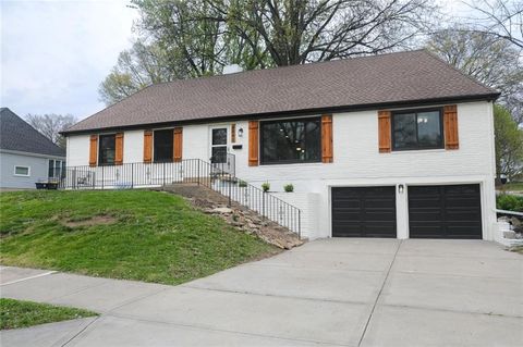 4801 NE Sherwood Drive, Kansas City, MO 64119 - MLS#: 2613526