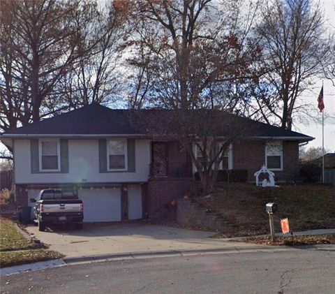 801 NE 73rd Place Gladstone MO 64118