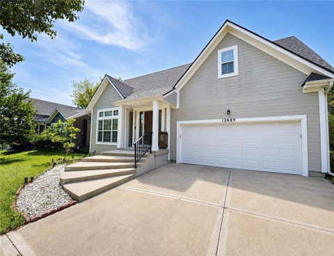 Photo of 12689 S Belford Street, Olathe, KS 66061 (MLS # 2635175)