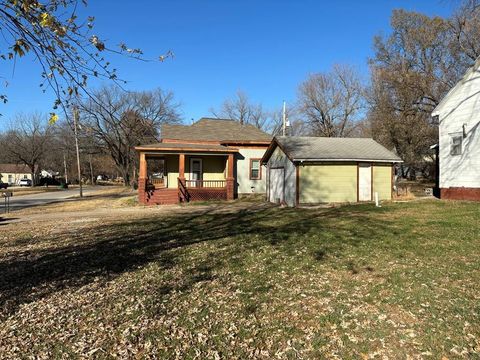 911 N Central N\/A, Parsons, KS 67357 - MLS#: S47722