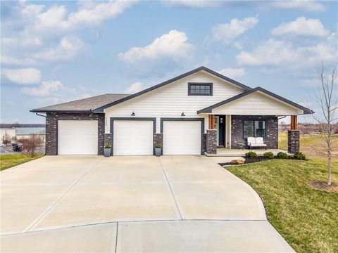 1100 NE Goshen Court Lee's Summit MO 64064