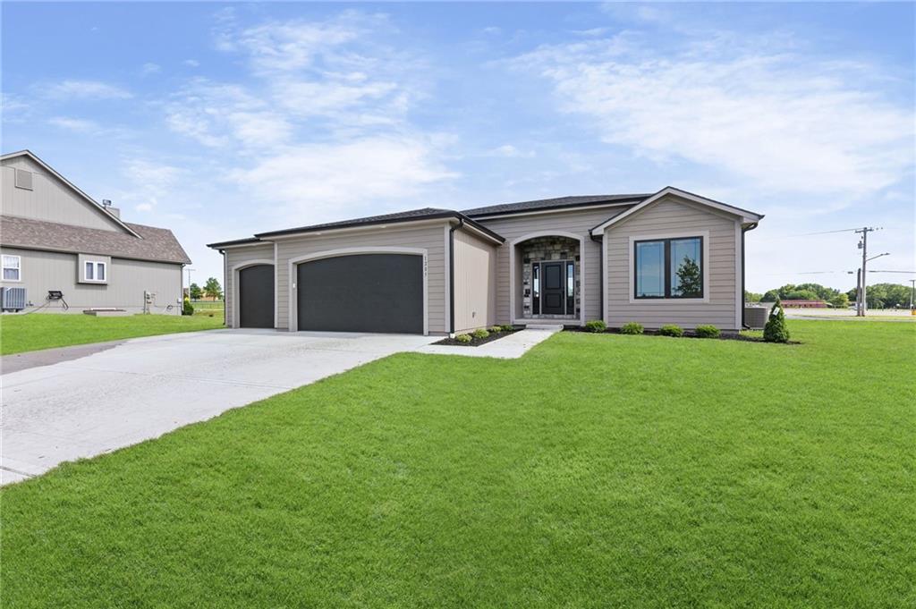 1205 Cottonwood Court