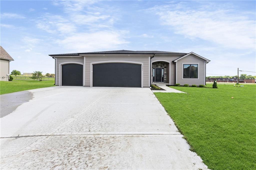 1205 Cottonwood Court