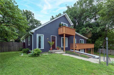 Photo of 124 Johnson Road, Liberty, MO 64068 (MLS # 2628385)