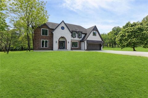 Photo of 25103 Haines Road, Greenwood, MO 64034 (MLS # 2617826)