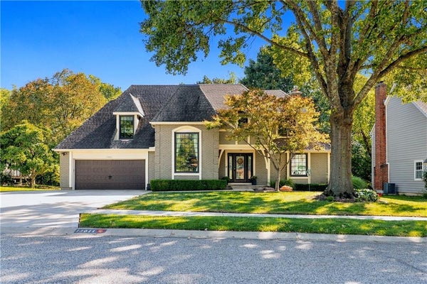 13011 W 83RD TER, LENEXA, KS 66215 - Image 6b9e67bd91c0f75e17b676433daf98b8/3750303085