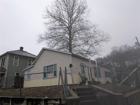 302 E Colorado Avenue, St Joseph, MO 64504 - MLS#: 2582939