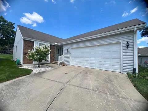 Photo of 5226 Downey Avenue #4, Independence, MO 64055 (MLS # 2627090)