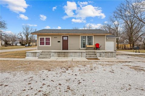 MLS: 2530303