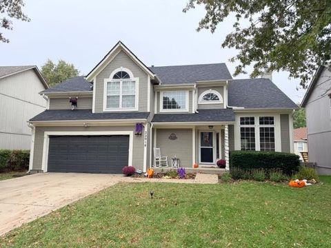 22014 W 51st Street, Shawnee, KS 66226 - #: 2584356