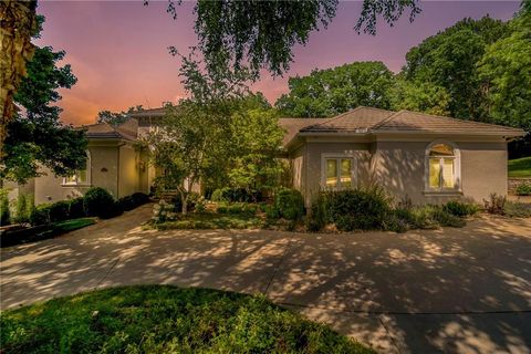 6411 Muirfield Street Kansas City MO 64152