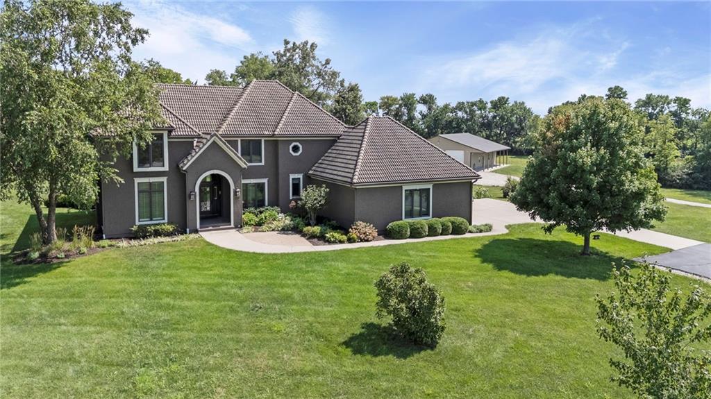 21033 Long Terrace