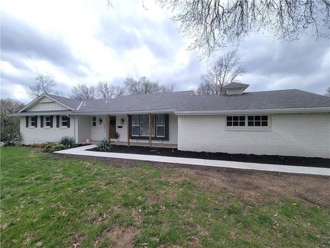 10413 E 65th Street Raytown MO 64133