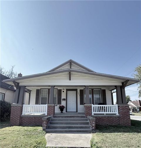 1202 S 26th Street St Joseph MO 64507