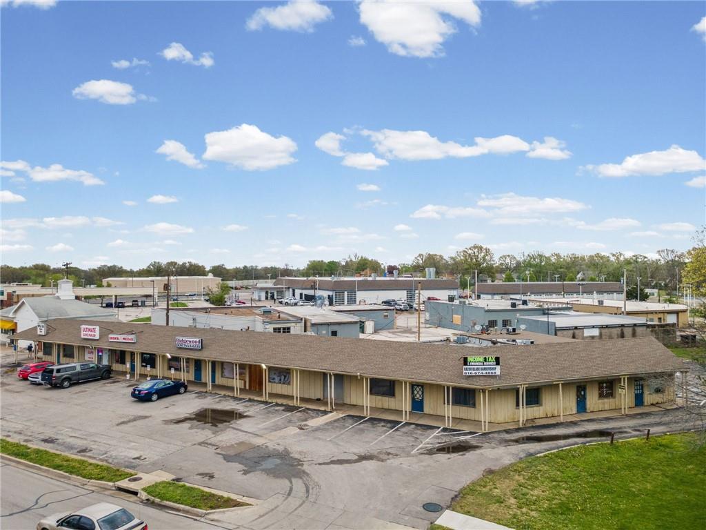 Photo 1 of 24 — 4303 Blue Ridge Boulevard, Kansas City, MO 64133