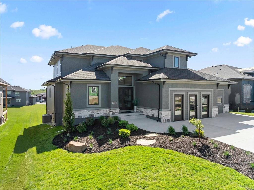 18605 Mohawk Lane