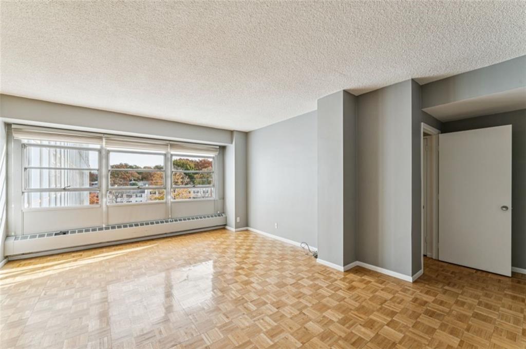 333 W Meyer Boulevard 504