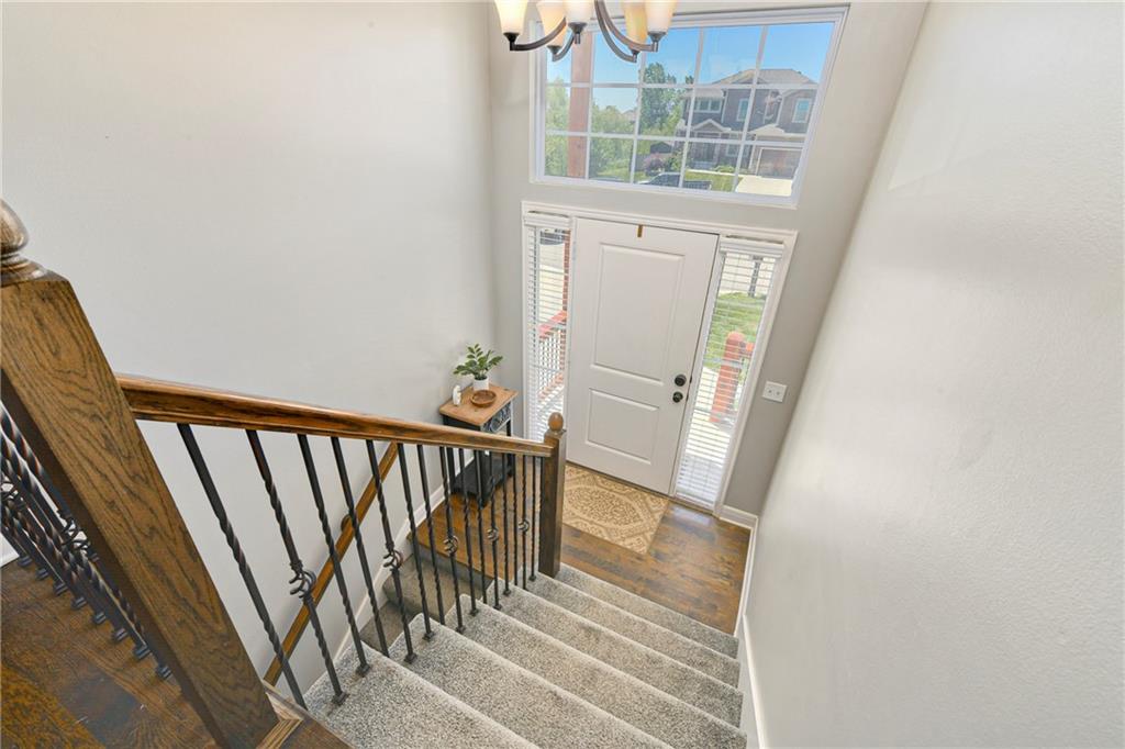 2511 E Maple Court