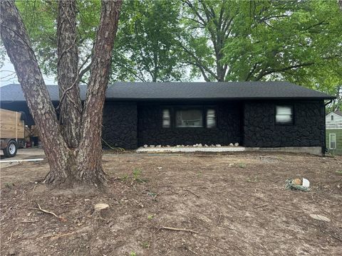 521 Reaser Street, Leavenworth, KS 66048 - MLS#: 2621434