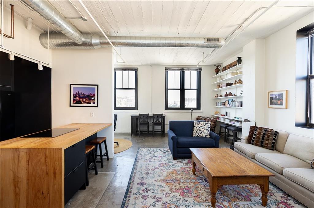 523 Grand Boulevard 4A