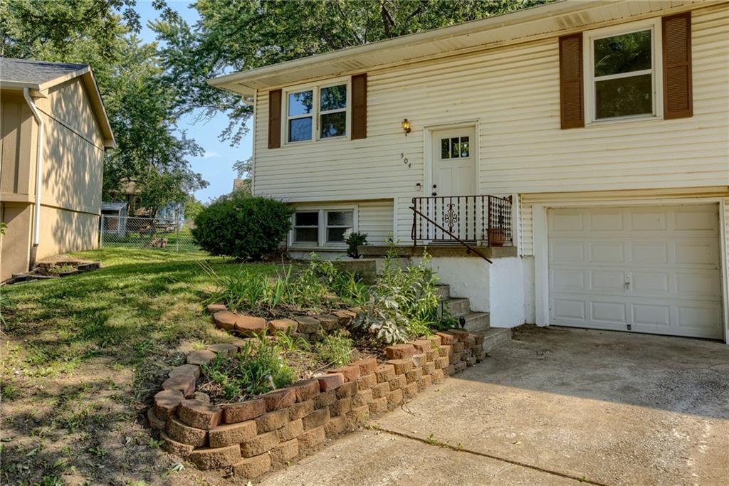 504 W 5th Court