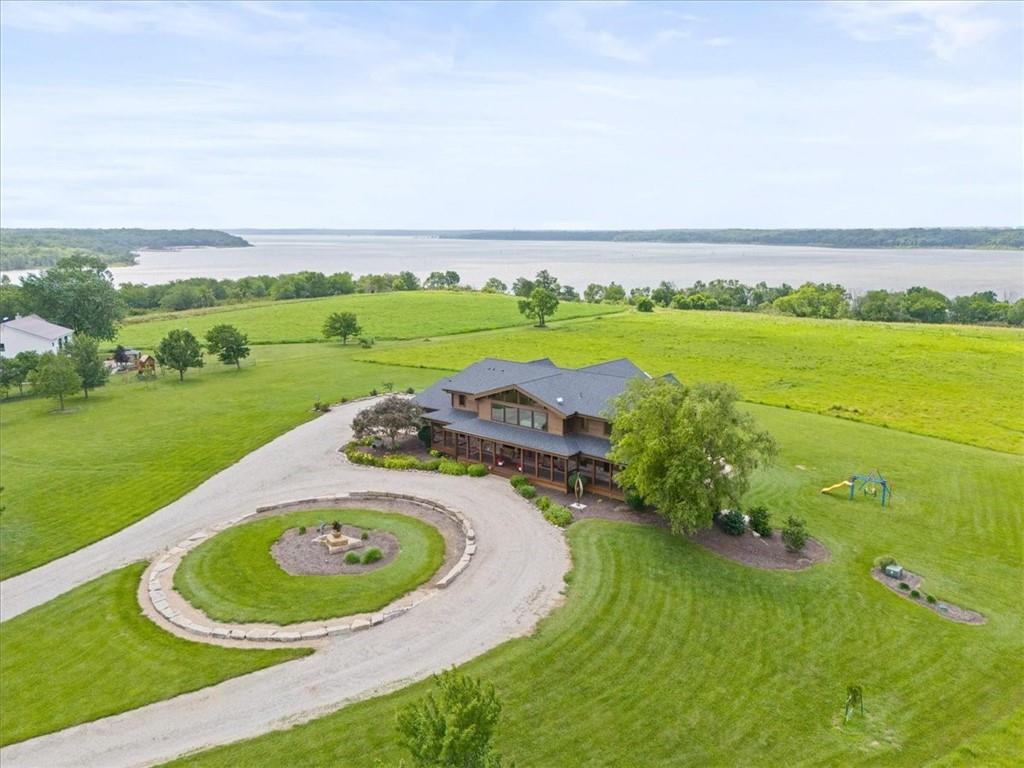 521 N 1450th Road