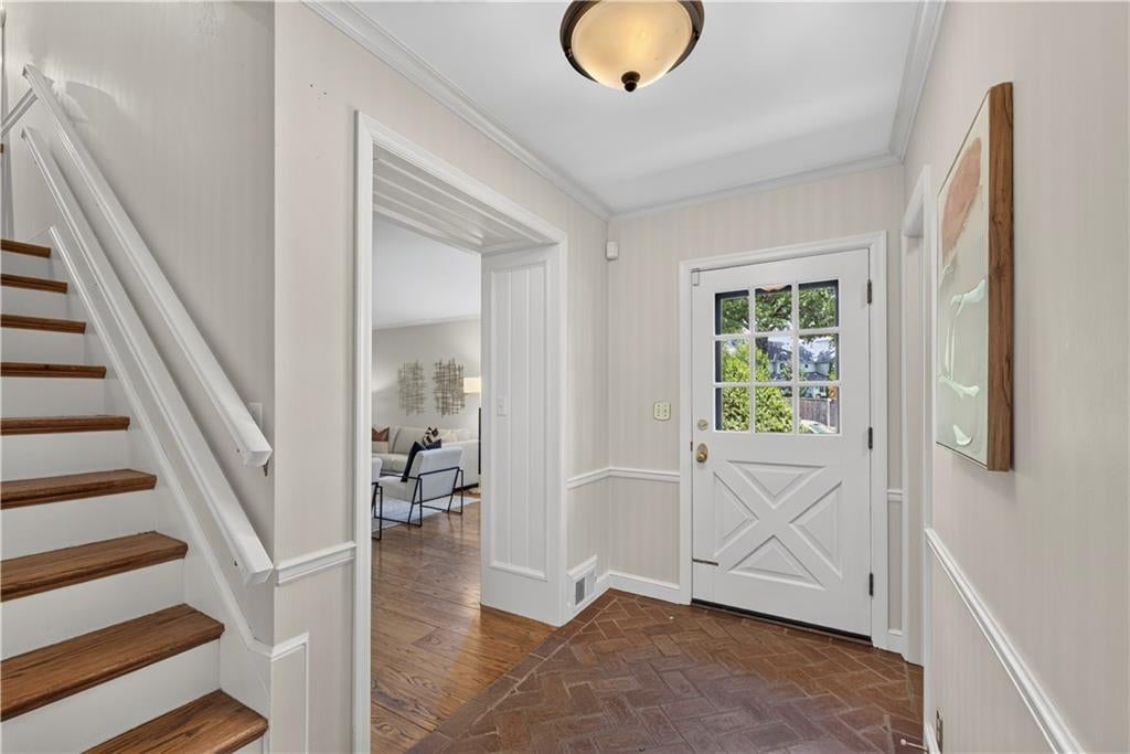 829 W 54th Terrace