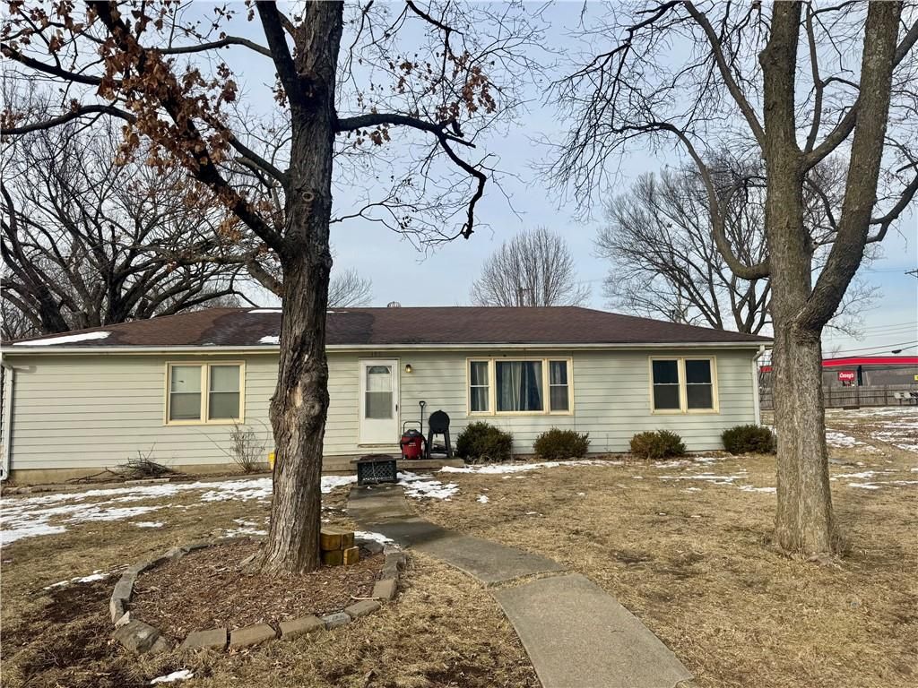 Photo of 107 E Maple Street, Drexel, MO 64742 (MLS # 2599056)